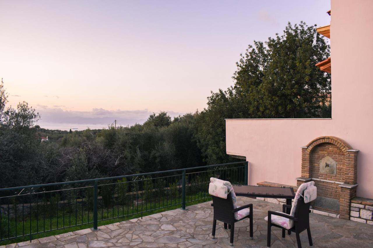 קלמאטה Amber Seaview Villa By The Olive Groves מראה חיצוני תמונה
